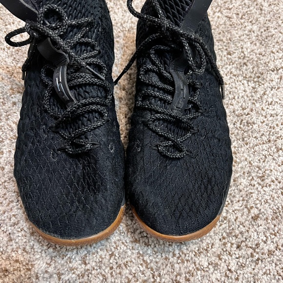 Nike LeBron 15 'Black Gum' 2017 size 10.5 - Picture 6 of 10